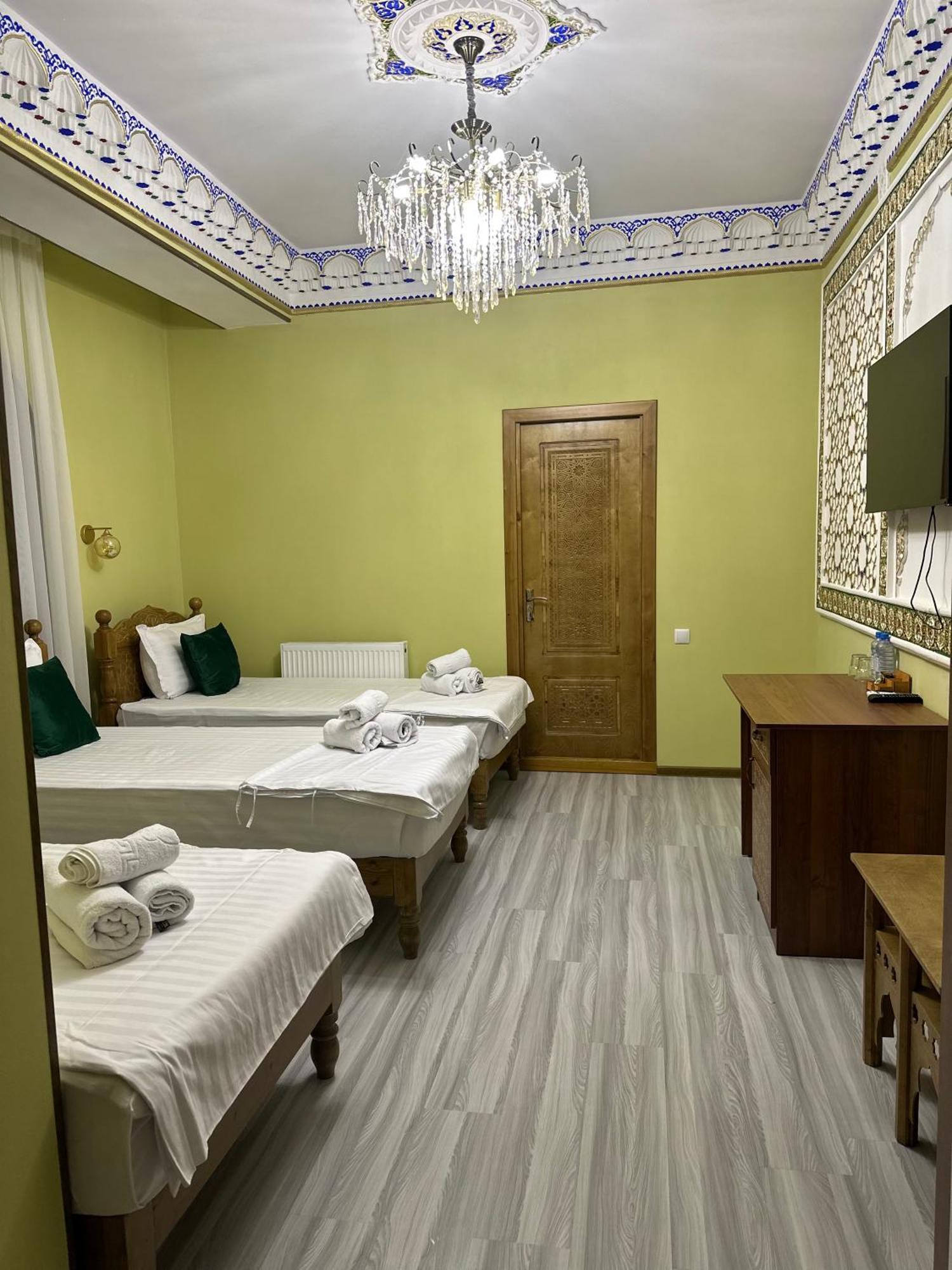 Hotel Zarhal Bukhara Exterior photo